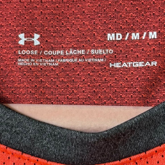 Under Armour ¾ Raglan Sleeve Top - Picture 3 of 3